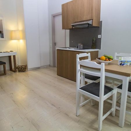Elia Stalos Apartments Bagian luar foto