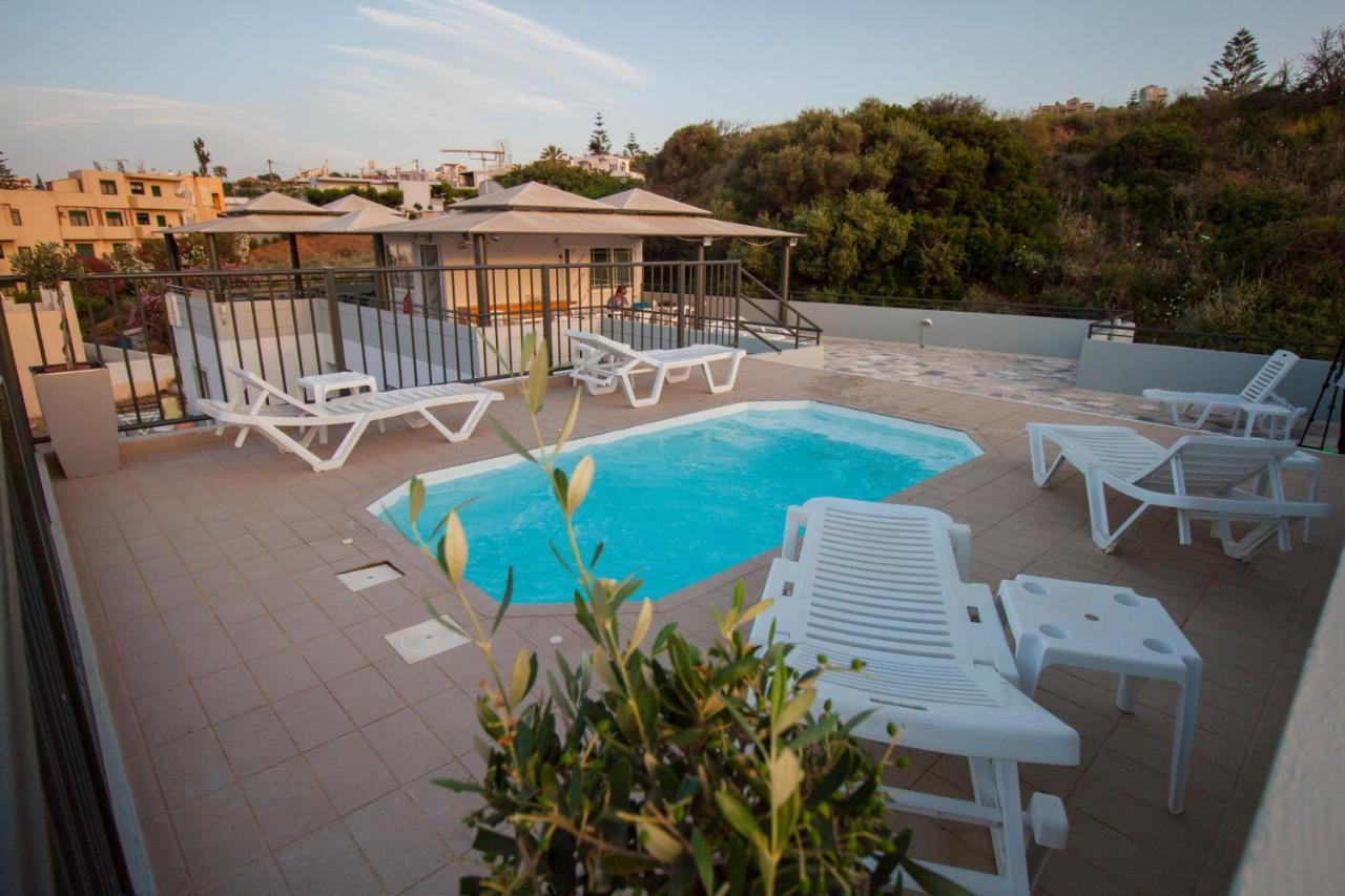 Elia Stalos Apartments Bagian luar foto